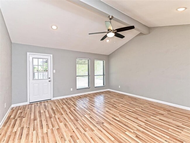 Building Photo - 4004 Jaffna Cove