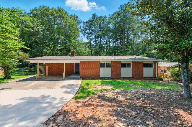 Primary Photo - 3102 W Peek Rd NW