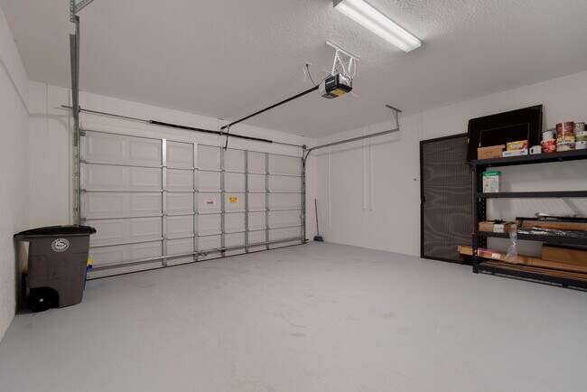 Building Photo - 5447 Starfish Rd