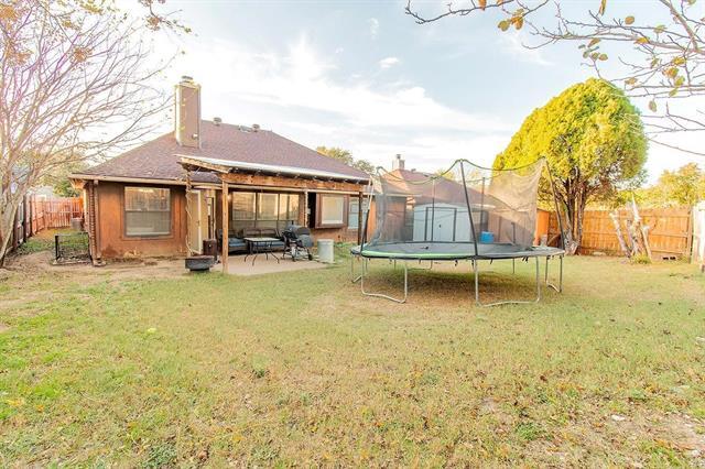 Building Photo - 6936 Cedar Knoll Dr