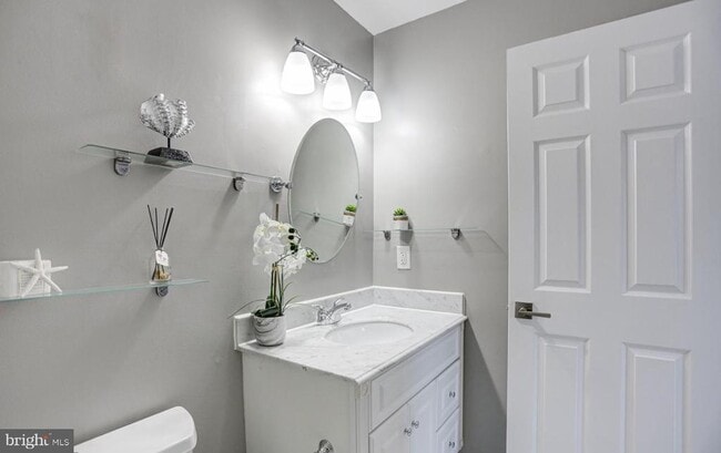 Building Photo - 927 S Rolfe St