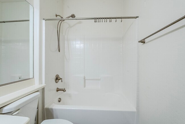 Building Photo - 2744 E Donato Dr