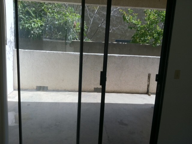 Building Photo - 707 S Webster Ave