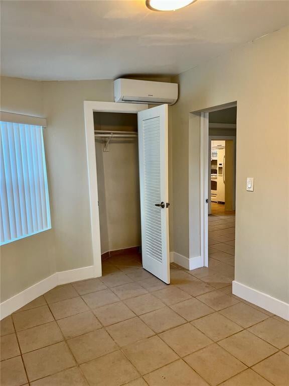 Building Photo - 2201 NE 135th Ln