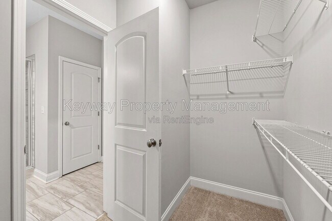 Building Photo - 214 Andrews Ln