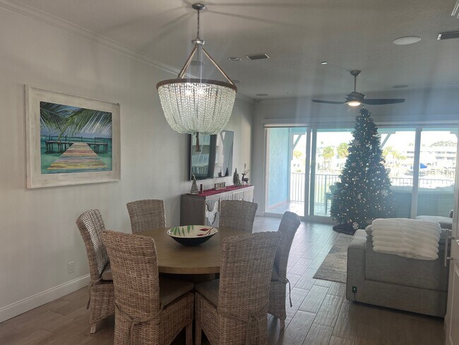 Building Photo - 11715 1st St E