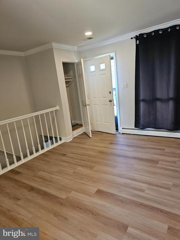 Building Photo - 14236 Caroline St