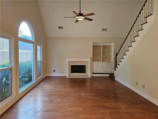 Building Photo - 120 Old Alabama Pl