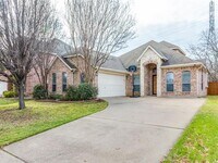 Building Photo - 8325 Estandarte Ct