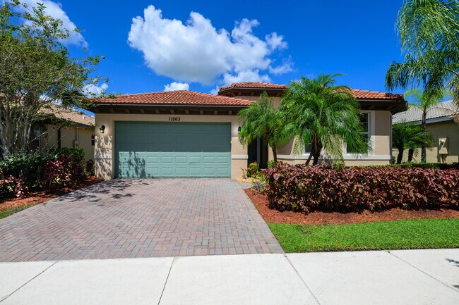 Primary Photo - 11263 SW Barton Way