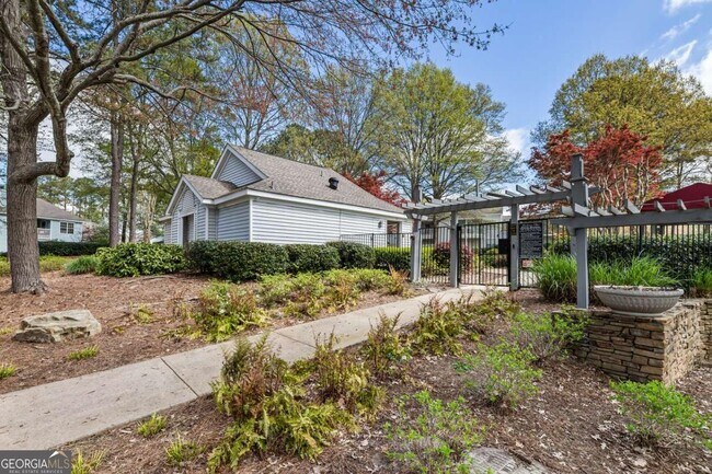 Building Photo - 4016 Whitehall Way