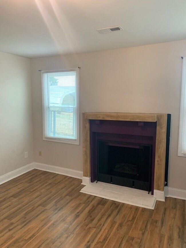 Building Photo - 215 Culp Street, Union SC 29379