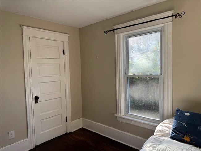 Building Photo - 9 Bartlett St