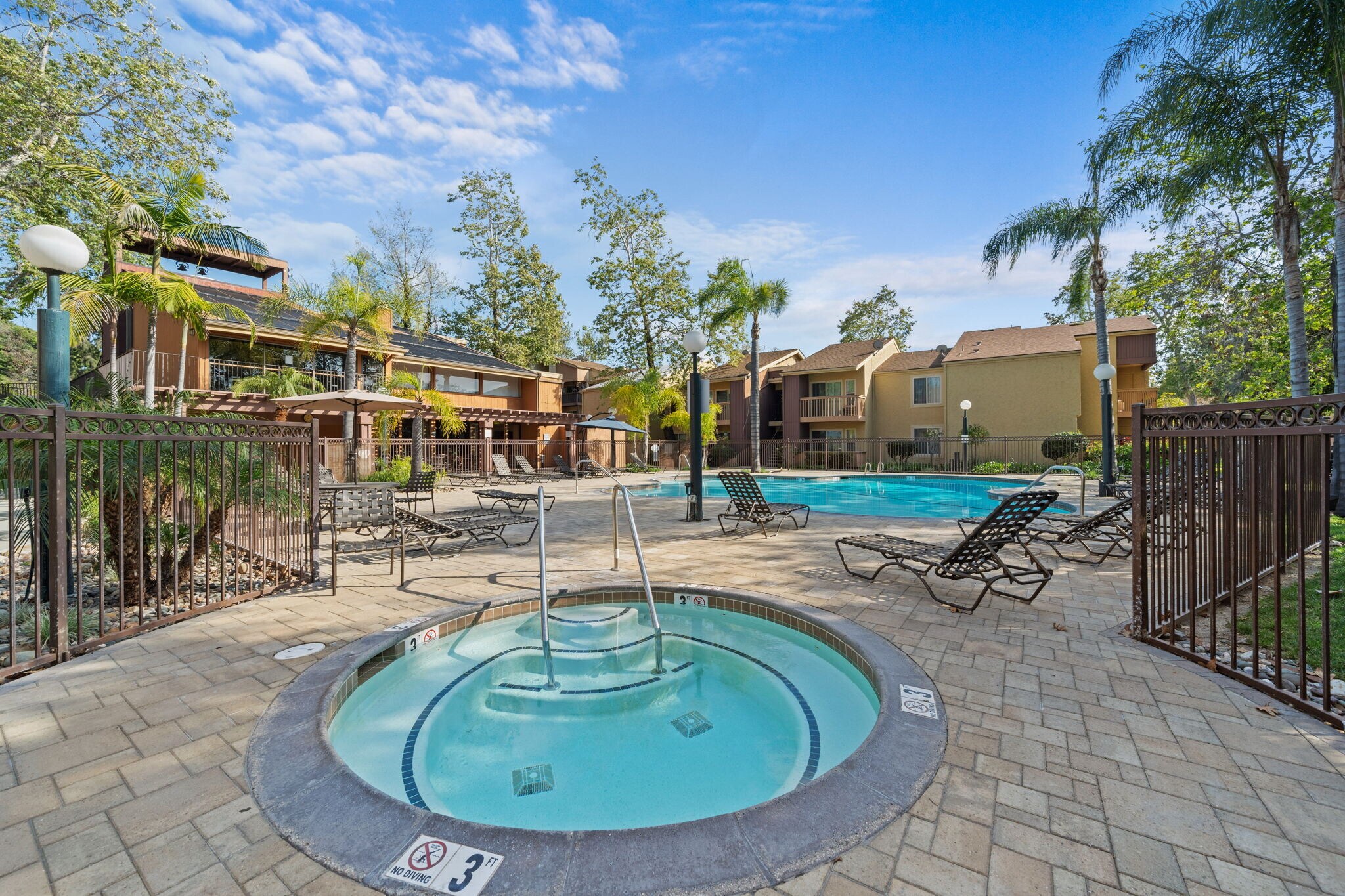 Building Photo - 6030 Rancho Mission Rd