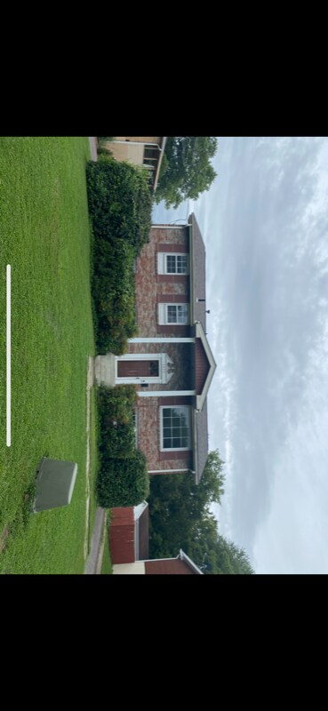 Building Photo - 3825 Sam Boney Dr
