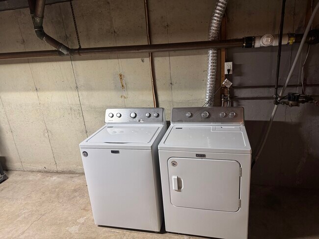 Building Photo - 38-40 Fifth St