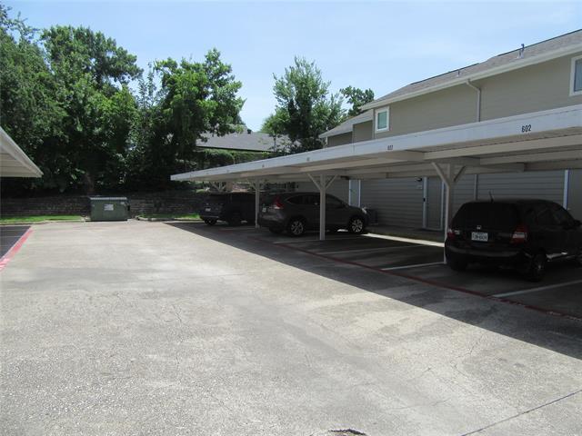 Building Photo - 8404 Forest Ln