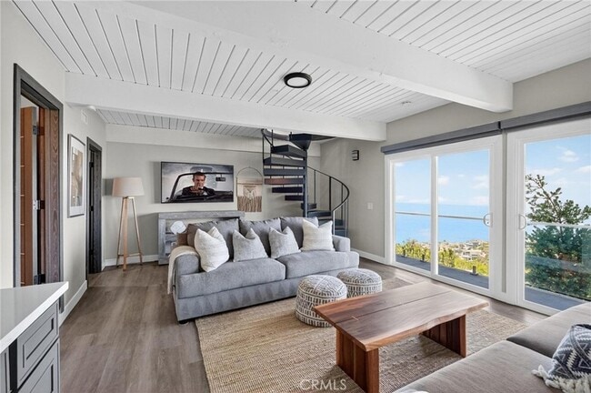 Building Photo - 865 Quivera St