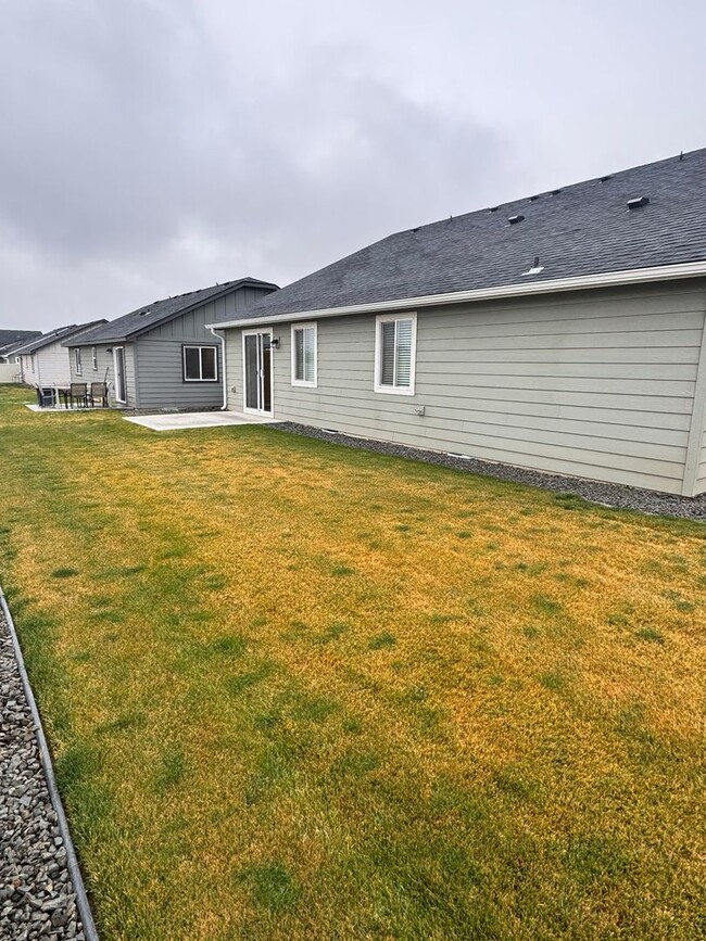 Building Photo - New Lower Price! Newly built West Valley 3...