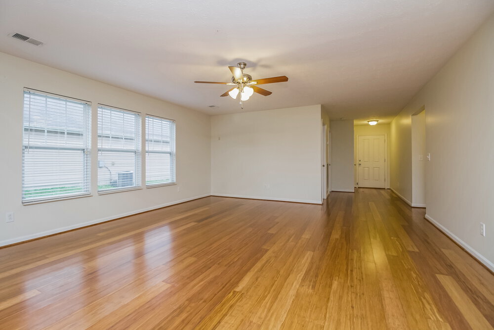 Building Photo - 329 Stewart Springs Dr