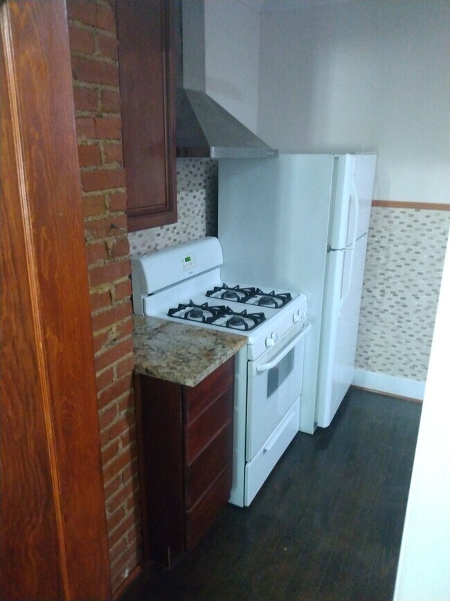 Building Photo - 5940 Llano Ave