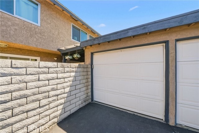 Building Photo - 850 Windwood Dr