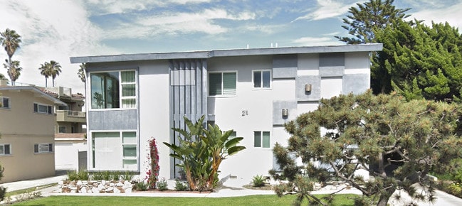 Primary Photo - 214 Calle Miramar