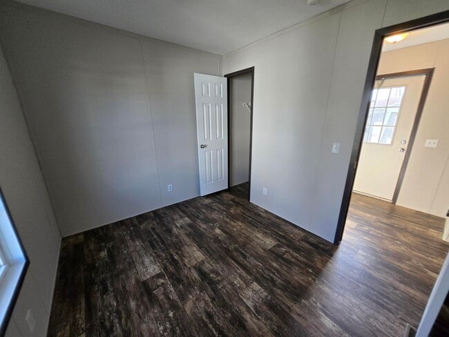 Building Photo - 6045 Frederick St