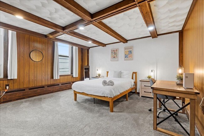 Building Photo - 149 43rd St