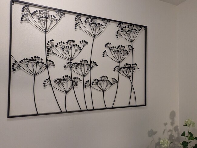 Building Photo - Farm House