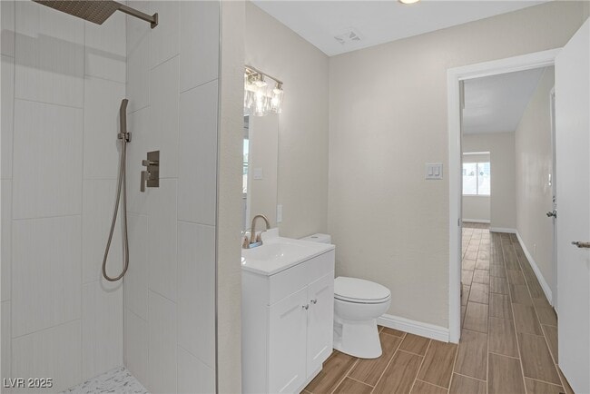 Building Photo - 416 Rossmoyne Ave