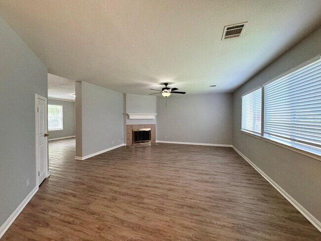 Building Photo - 1009 Rutgers Dr