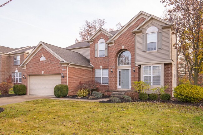 Building Photo - Welcome Home! 4 Bedroom/2.5 Bath Home in Avon!