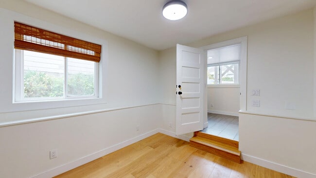 Building Photo - 2742 Sutter St