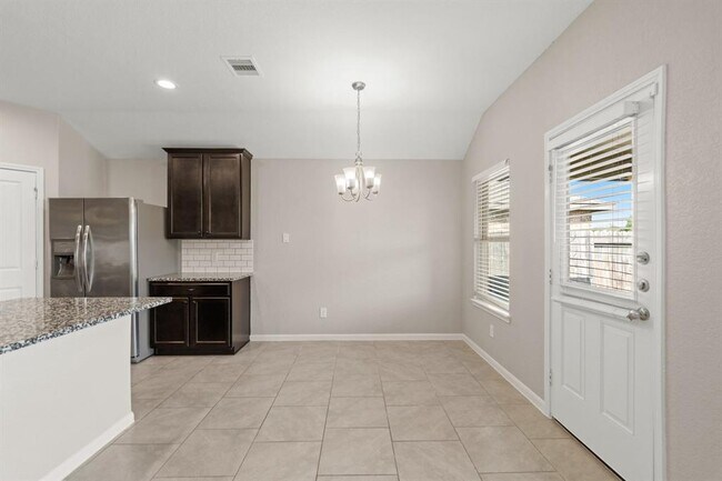 Building Photo - 18314 Pelham Holw Trl