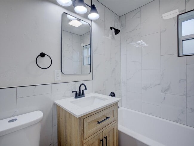 Building Photo - Cozy 2-Bedroom Home with Community Pool & Covered Parking