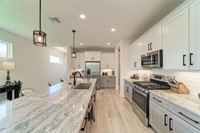Building Photo - 1047 Waterline Ct