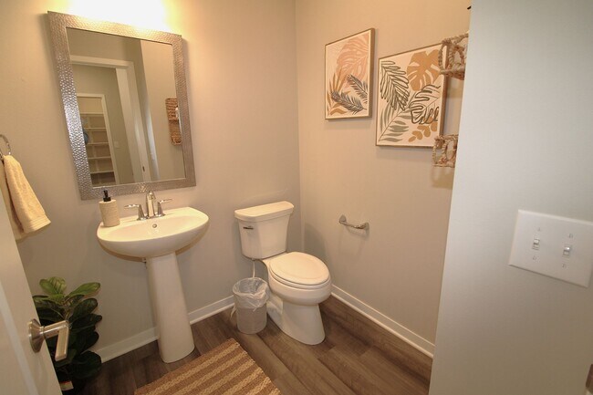 Building Photo - 4818 Suelo Rd