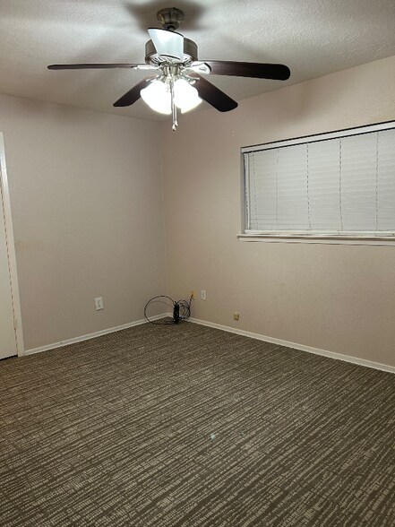 Building Photo - 5414 Fawn Trail Ln