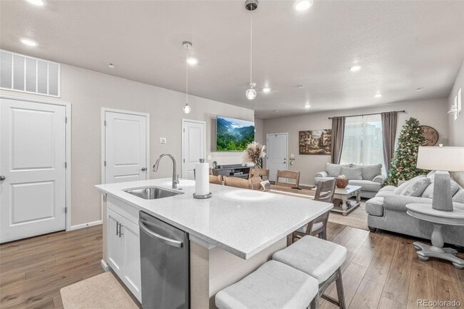 Building Photo - 5784 Dakan Lp