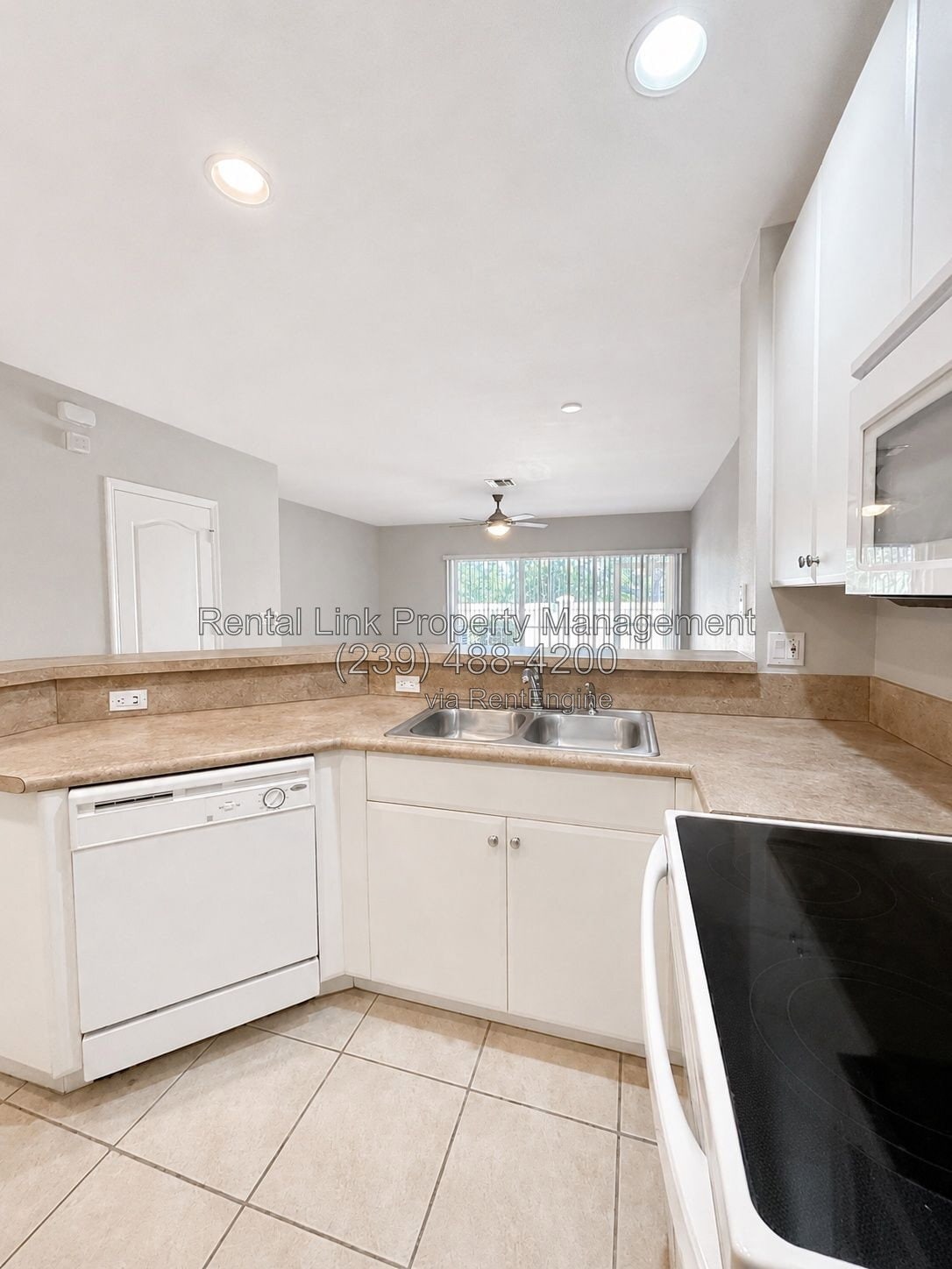 Building Photo - 8711 Athena Ct