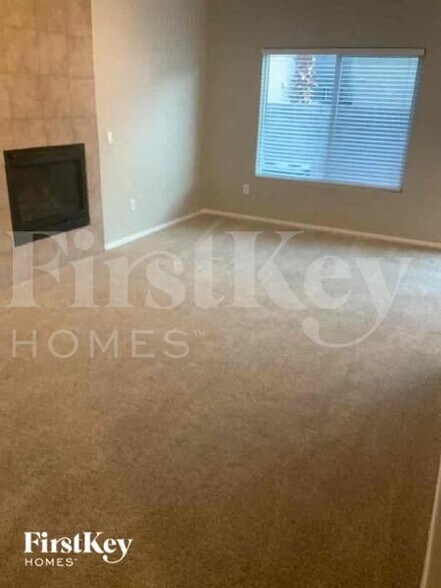 Building Photo - 3185 Strawberry Park Dr