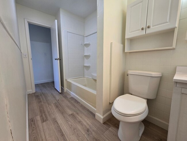 Building Photo - Updated 3 Bedroom Home in Downs
