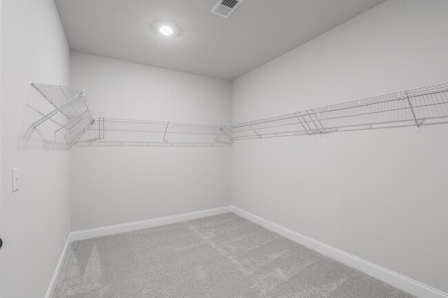 Building Photo - 131 Vivian Ln