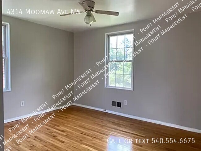 Building Photo - 4314 Moomaw Ave NW