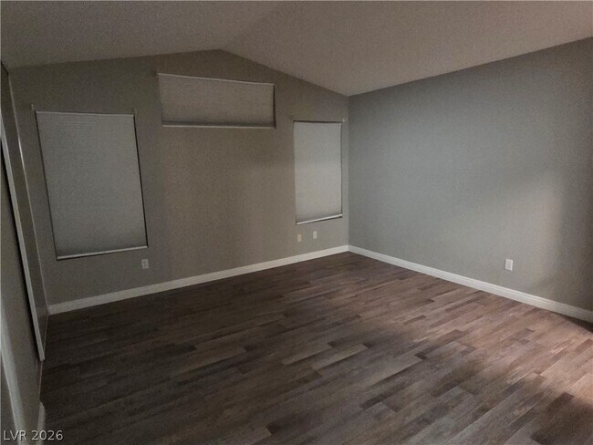 Building Photo - 641 Rubber Tree Ave