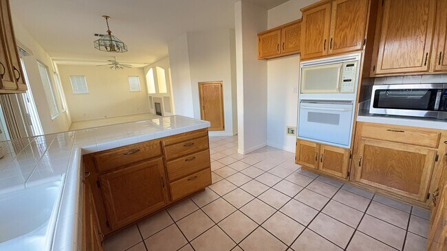 Building Photo - OPEN HOUSE SATURDAY 3/14/26 from 2:00-3:00pm