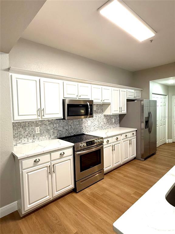 Building Photo - 5041 Sunridge Palms Dr