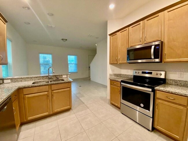 Building Photo - 10271 Austrina Oak Loop