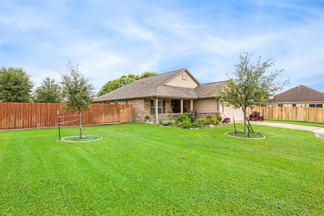 Building Photo - 3402 Fox Ct